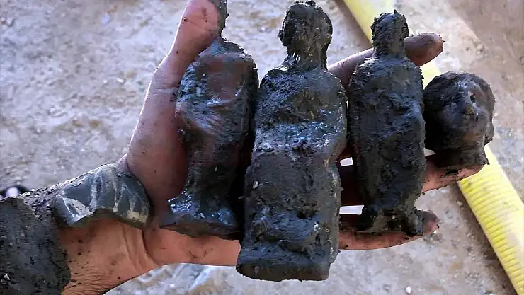 Beçin Antik Kentinde Bulunan 19 Metrelik Kuyuda Değerli Bulgulara Ulaşıldı