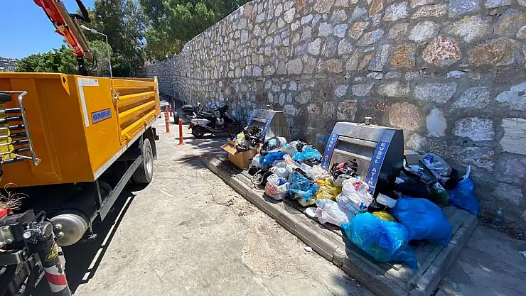 BELEDİYE EKİPLERİ, BAYRAM HAFTASINDA 6 BİN 500 TON ATIK TOPLANDI