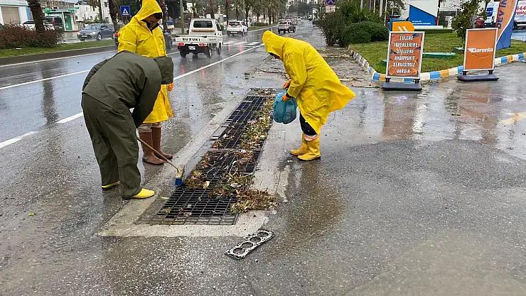 BELEDİYE EKİPLERİNDEN ANINDA MÜDAHALE