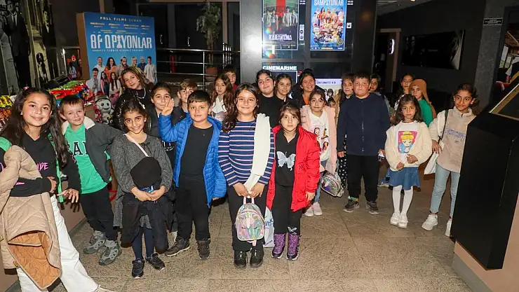 Belediyeden Öğrencilere Sinema Etkinliği