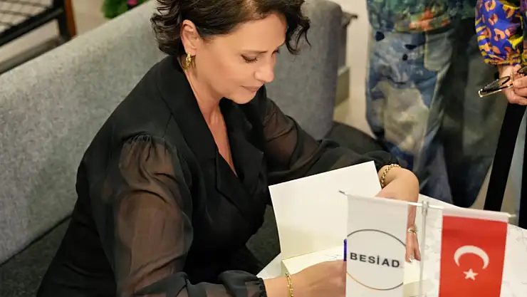 BESİAD Buluşmasında Nazan Arısoy'dan 'İş Hayatında Karakter Analizi' Sunumu