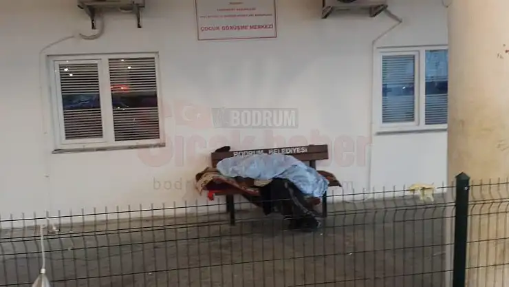 BİTEZ PAZAR YERİNDE ÖLÜ BULUNDU