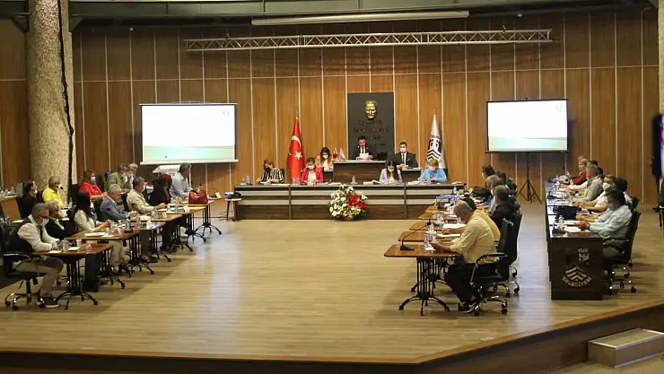 Bodrum Belediye Meclisi Esnafın Mağduriyetiyle Gündemi Açtı