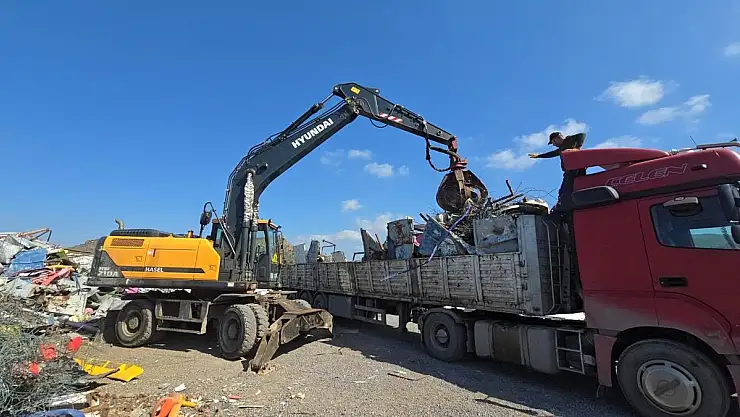 Bodrum Belediyesi'nden Ülke Ekonomisine Katkı: 146 Bin 600 Kilogram Hurda Toplandı