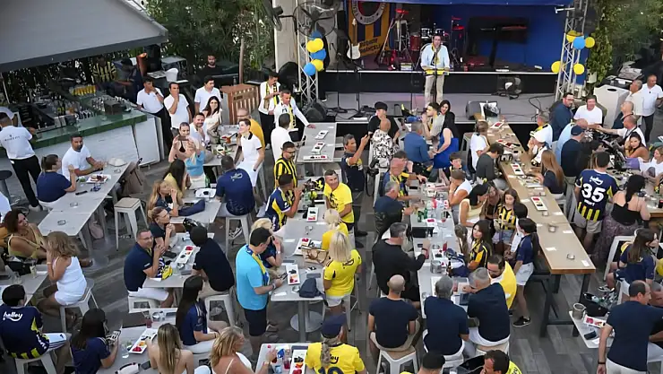 Bodrum'da 19 temmuz dünya Fenerbahçeliler günü coşkusu