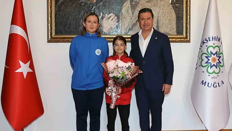 Bodrum'da 23 Nisan coşkusu: Etkinliklere yoğun katılım