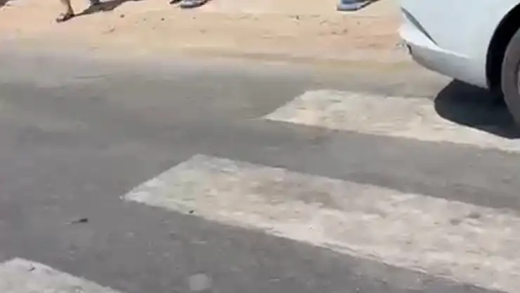 Yaya geçidine park tepki çekti !