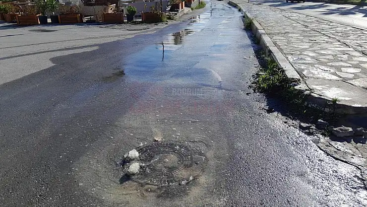Bodrum Sokaklarını Kanalizasyon Suları Bastı