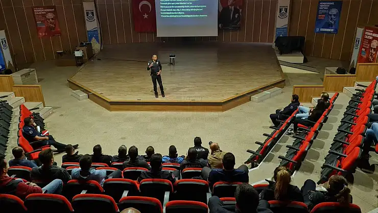 Bodrum Zabıtası Motosikletli Ekiplere Güvenli Sürüş Eğitimi Veriliyor
