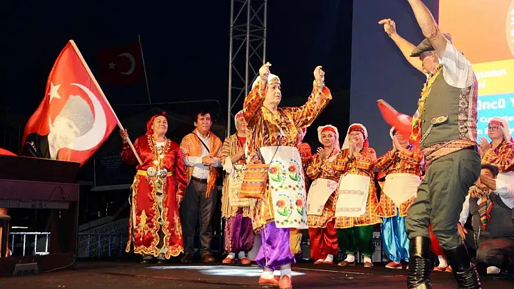 Bodrum'da 100. Yıl Kutlamalarına Binlerce Kişi Eşlik Etti