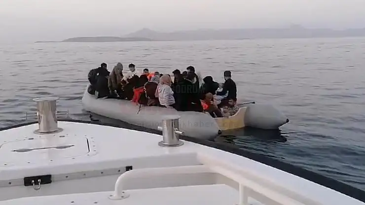 Bodrum'da 77 Düzensiz Göçmen Kurtarıldı, 39'u Yakalandı