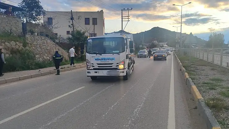 Bodrum'da Çöp Kamyonunun Çarptığı Yaya Ağır Yaralandı