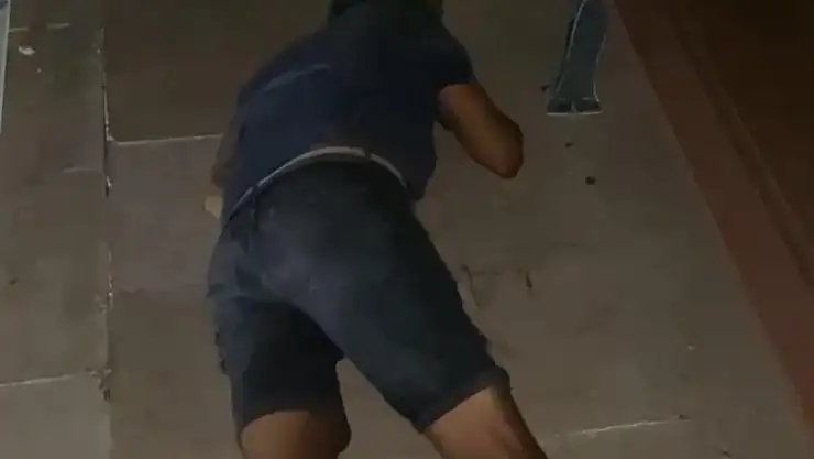 Bodrum'da Dram: Sokak Şarkıcısı Yoğun Bakımda