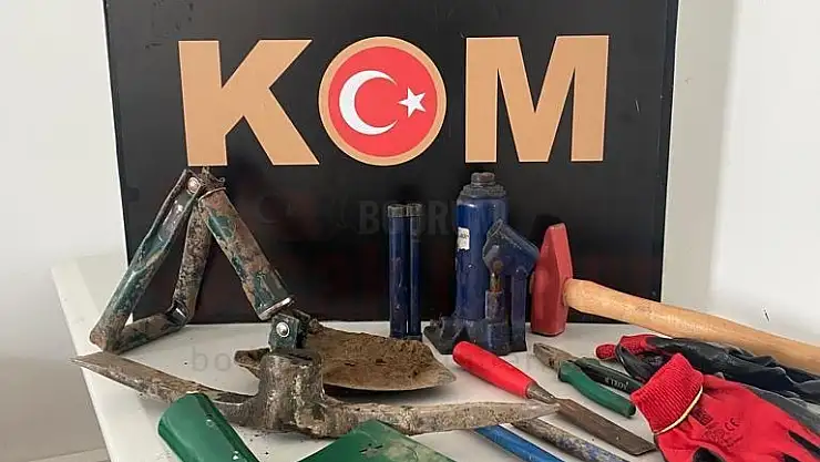 Bodrum'da Kaçak Kazı Yaparken Yakalandılar