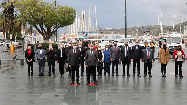 BODRUM'DA ÖĞRETMENLER GÜNÜ KUTLANDI
