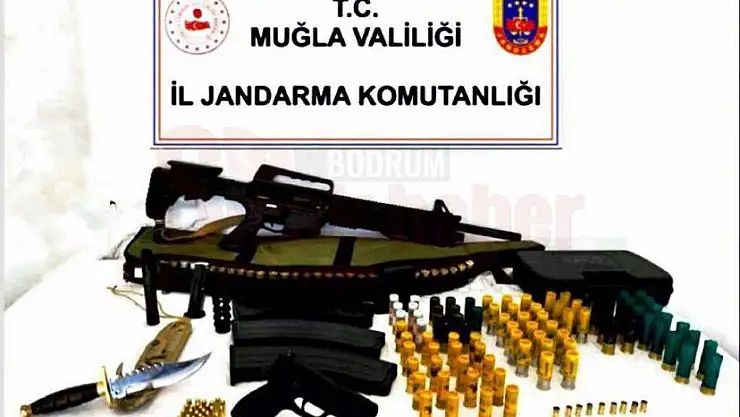 Bodrum'da Ruhsatsız Silah ve Tüfek Bulunduran Şahıs Yakalandı