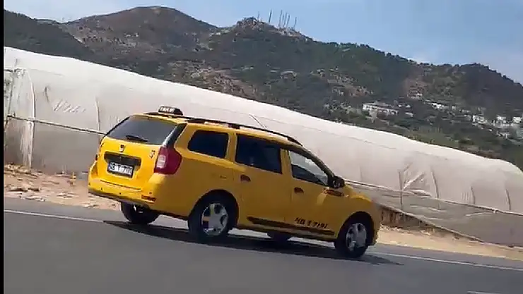 Bodrum'da Taksici Ters Yolda Giderek Trafiği Tehlikeye Soktu