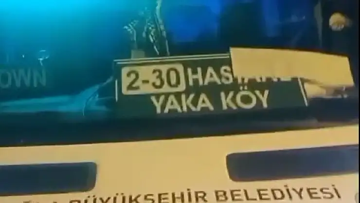 Bodrum'da Toplu Taşıma Aracında Gergin Anlar  Yolcular Zor Durumda Kaldı