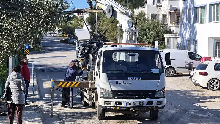 Bodrum'da Yola Dökülen Mazot Kaza Getirdi