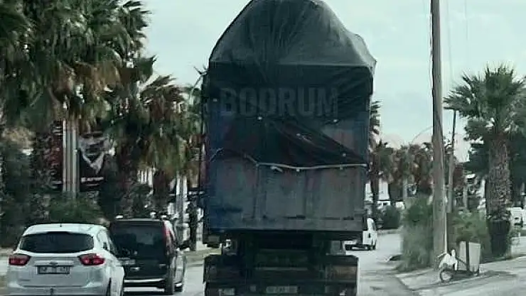 Bodrum'da Yük Kamyonlarının Tehlikeli Sürüşleri Endişe Yaratıyor