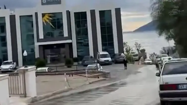Bodrum'daki Su Patlakları Vatandaşı İsyan Ettirdi