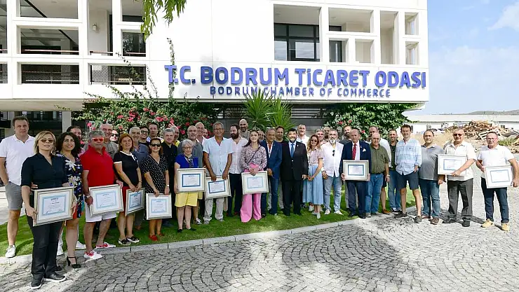BODTO MECLİS TOPLANTISINDA KOMİTE ÜYELERİNE HİZMET TEŞEKKÜR BELGELERİ VERİLDİ