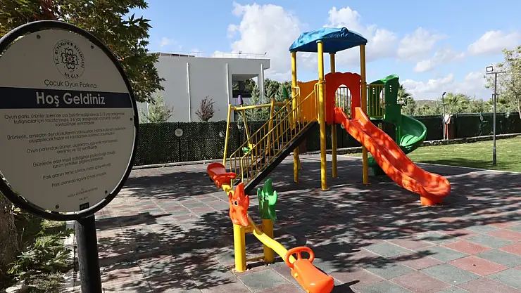 Büyükşehir, 13 ilçede oyun alanı ve peyzaj donatısını güçlendiriyor