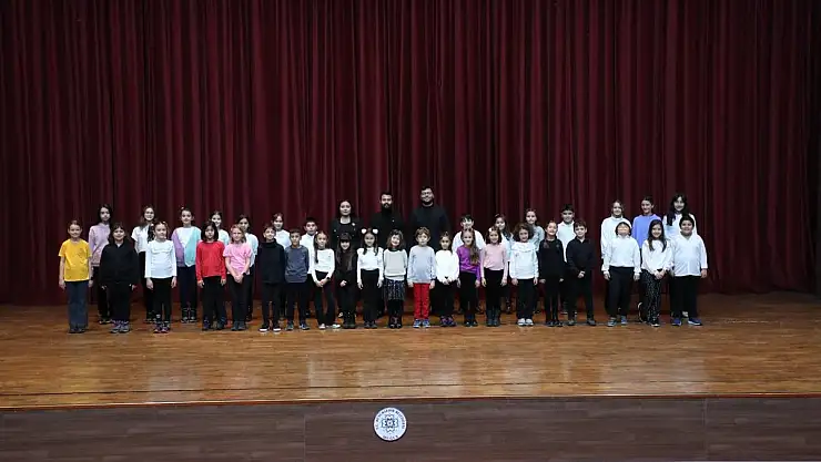 Büyükşehir Konservatuvarında Çocuklar Hem Öğreniyor Hem Eğleniyor