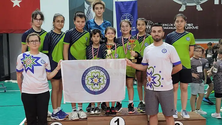 Büyükşehir Masa Tenisi Sporcularından Büyük Başarı
