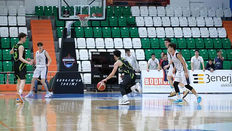 Çağdaş Bodrum'un Gençleri Tofaş ile Karşılaştı