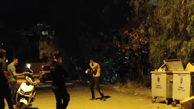 Çalıştığı İş Yerinin Önünde İntihar Girişiminde Bulundu