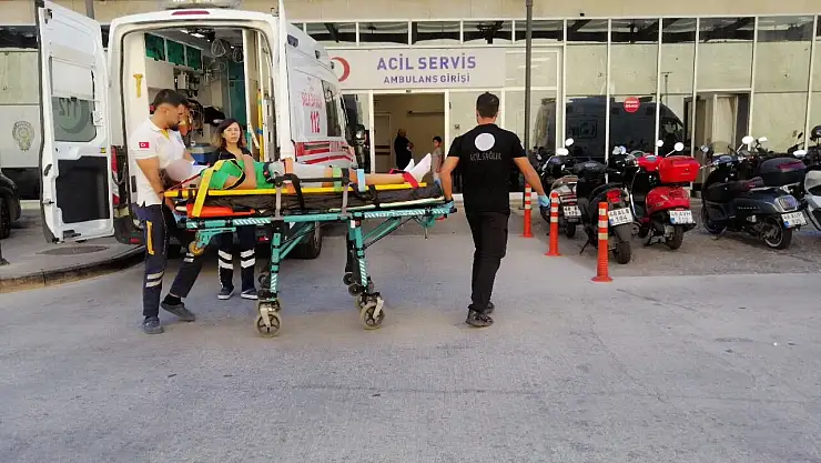 Çatıdan düşen genç hastanelik oldu !