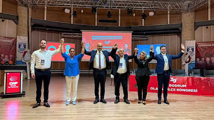 CHP Bodrum İlçe Kongresi'nde Tuna Işın yeniden başkan seçildi