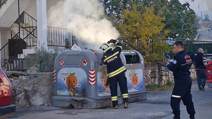 Çırkan'da Bilinçsizce Çöpe Atılan Küller Yangına Sebep Oldu