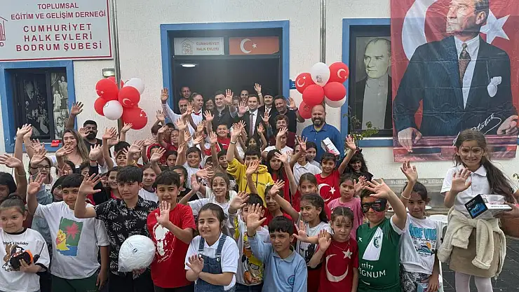 Cumhuriyet Halk Evleri Bodrum Şubesi'nden 23 Nisan Etkinliği