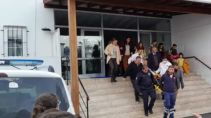 Dengesini Kaybeden Öğretmen Düşerek Yaralandı
