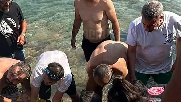Denizde Kalbi Duran Vatandaş, Acil Müdahale ile Kurtarıldı'