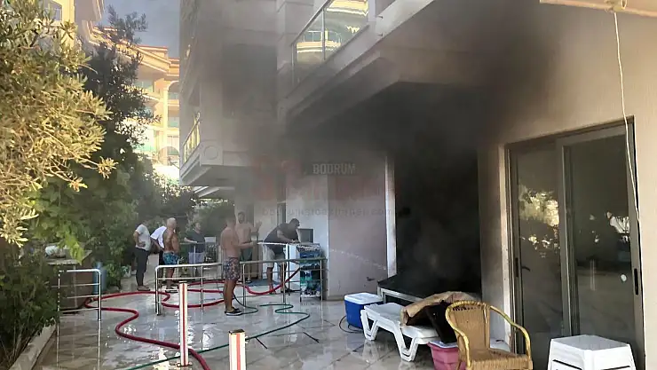 Depo Olarak Kullanılan Binada Yangın Çıktı