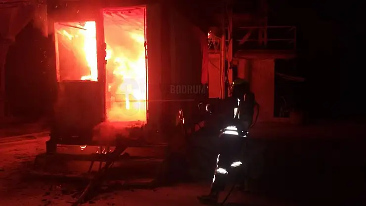 DEPO YANGINI MADDİ HASARLA ATLATILDI