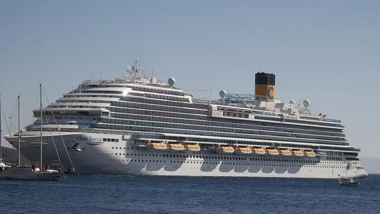 Dev İtalyan Bir Kez Daha Bodrum'da