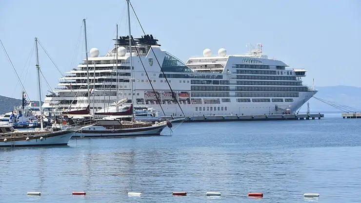 Dev Yolcu Gemisi 268 Yolcusuyla Bodrum'a Geldi