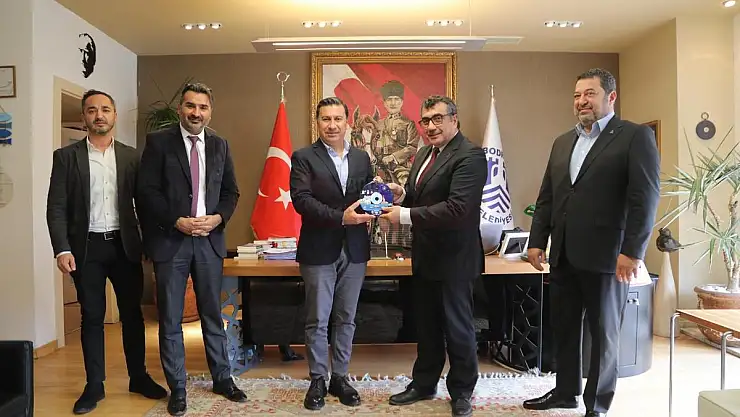 Deva Partisi Bodrum İlçe Başkanlığı Yönetimi Ahmet Aras'ı Ziyaret Etti