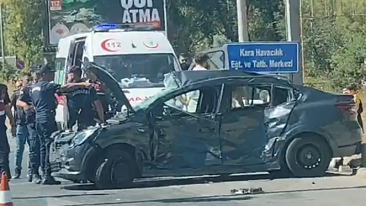 Dikkatsizlik Kazaya Sebep Oldu, 2 Yaralı