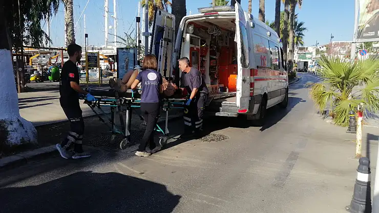 Direksiyon hakimiyetini kaybeden motosikletli yaralandı !