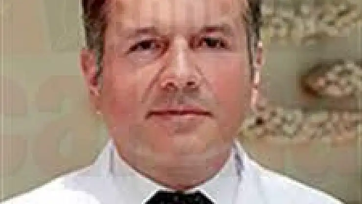 Donuk omuz sendromu orta yaş kadınlarda daha sık görülüyor