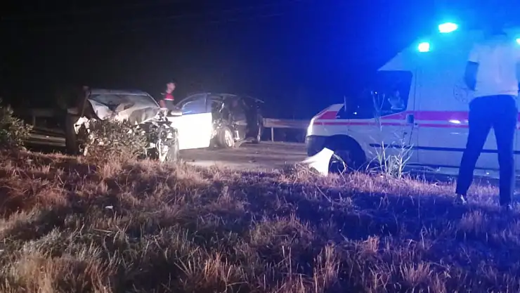 Dörttepe'de feci kaza ! 4 yaralı