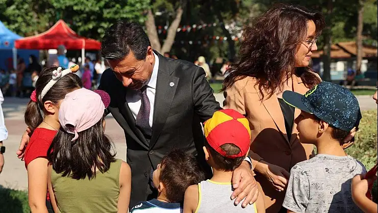 Eğitimde Fırsat Eşitliği için Büyükşehir'den Öğrencilere Büyük Destek