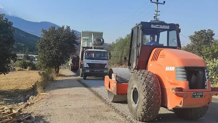 Fethiye ve Seydikemer'de 18 kilometre uzunluğunda yol asfaltlandı