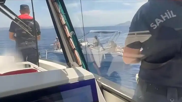 FETÖ/PDY Üyeleri Tekne ile Kaçarken Yakalandı