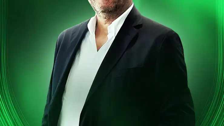 Fikret Öztürk Bayrağı Aşkın Demir'e Devretti